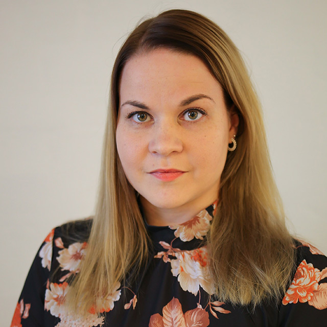 Mari Dahl ympäristöasiantuntija ympäristökonsultti kierrätys pilaantuneet alueet luvat ja raportointi
